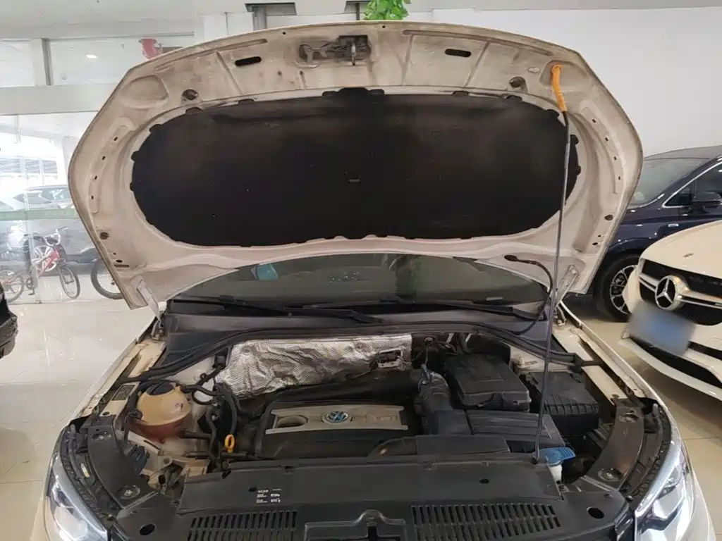 Volkswagen Tiguan — миниатюра 20