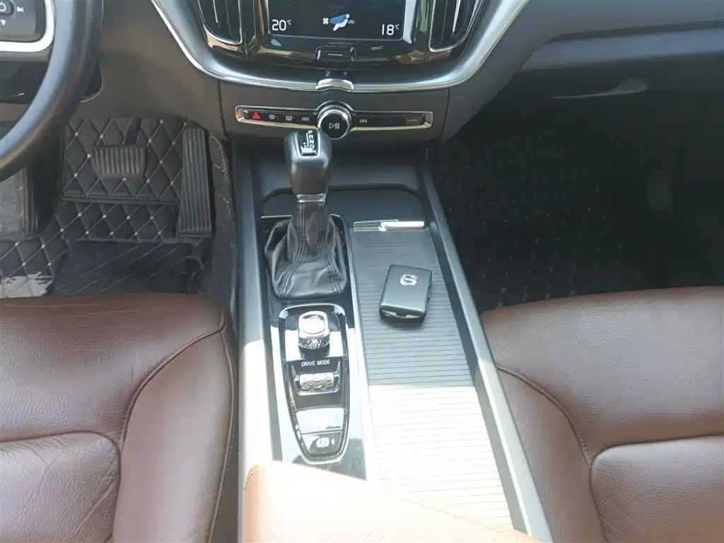 Volvo XC60 2020 T5 Luxury