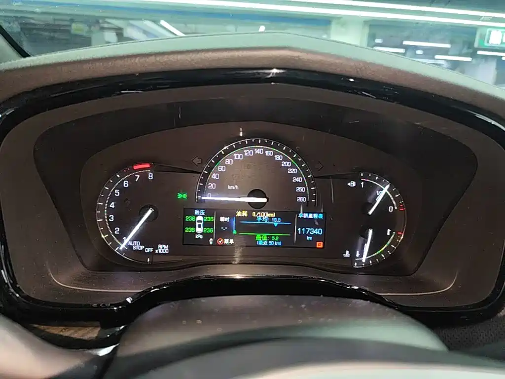 Cadillac XT5 — миниатюра 12