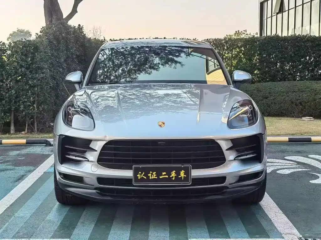 Porsche Macan — миниатюра 2