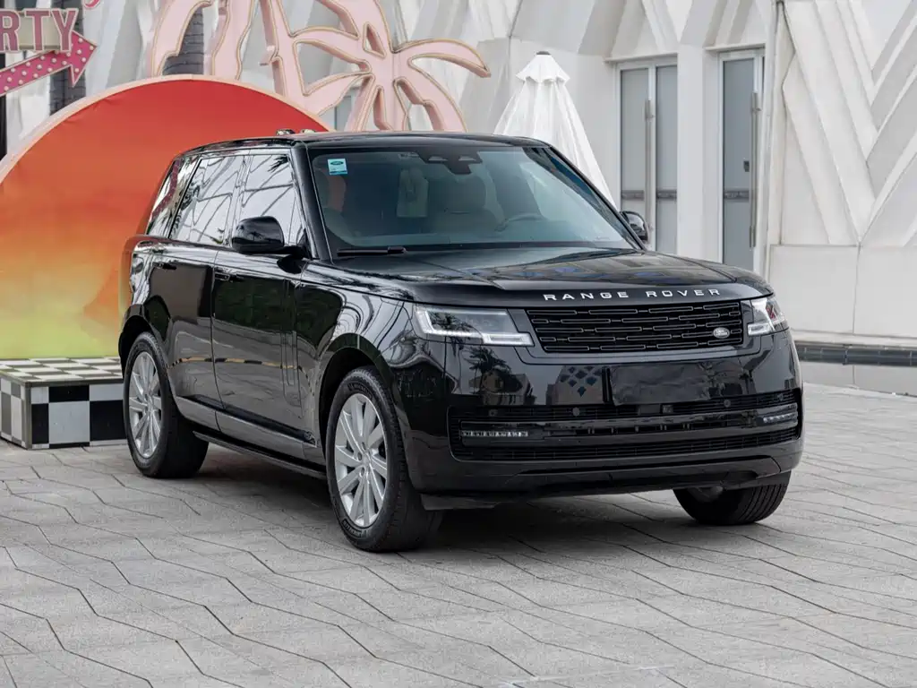 Land Rover Range Rover 2023 3.0 L6 360PS