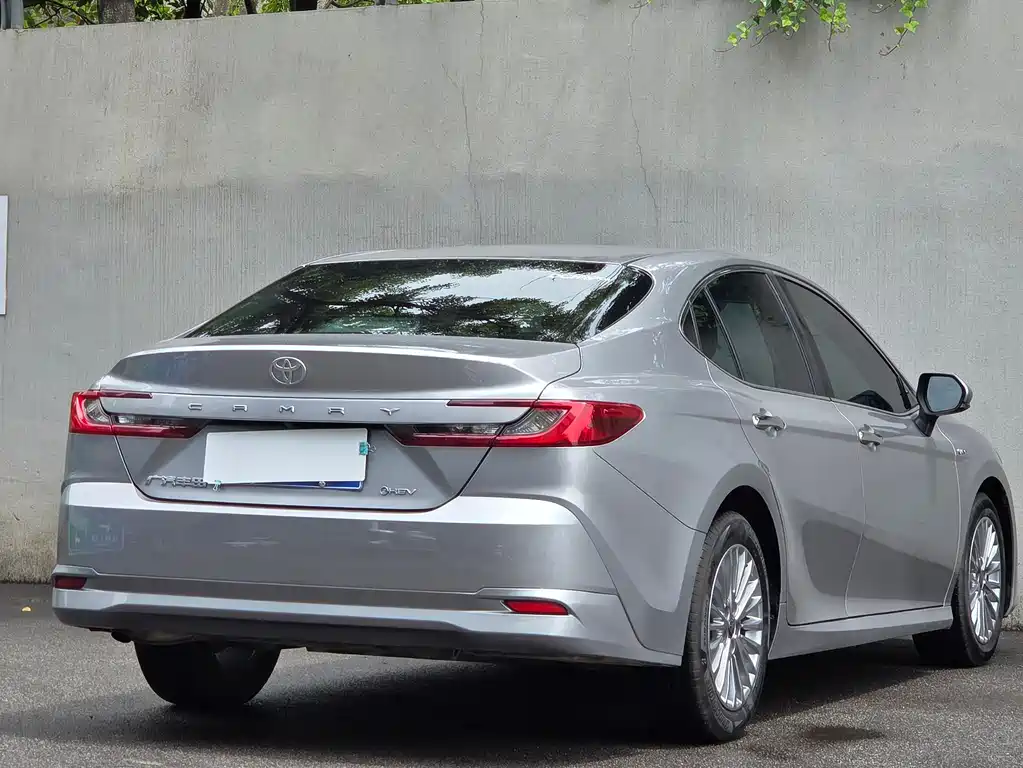 Toyota Camry 2024 2.0HGVP Luxury