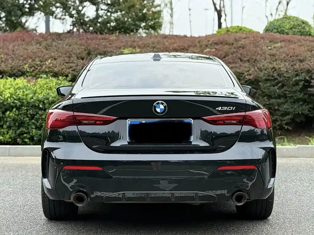 BMW 4 SERIES