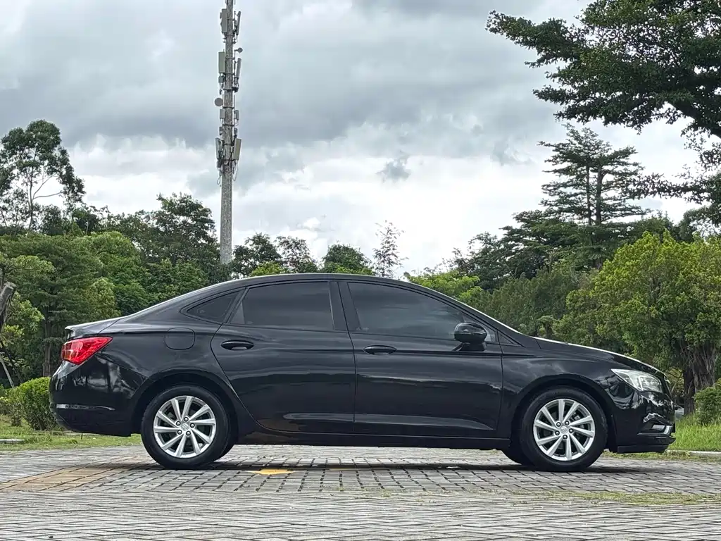 Buick Verano 2017 15S AT