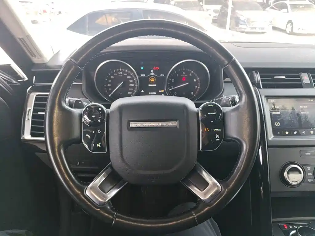 Land Rover Discovery — миниатюра 11