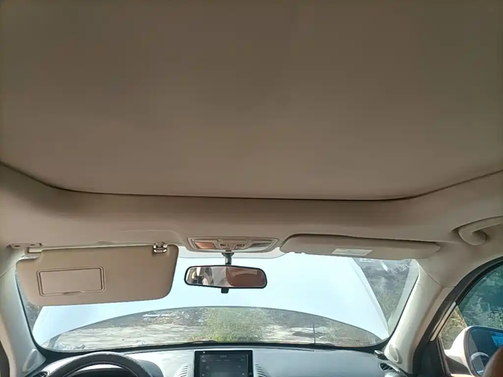 BAIC Senova X35 — миниатюра 18