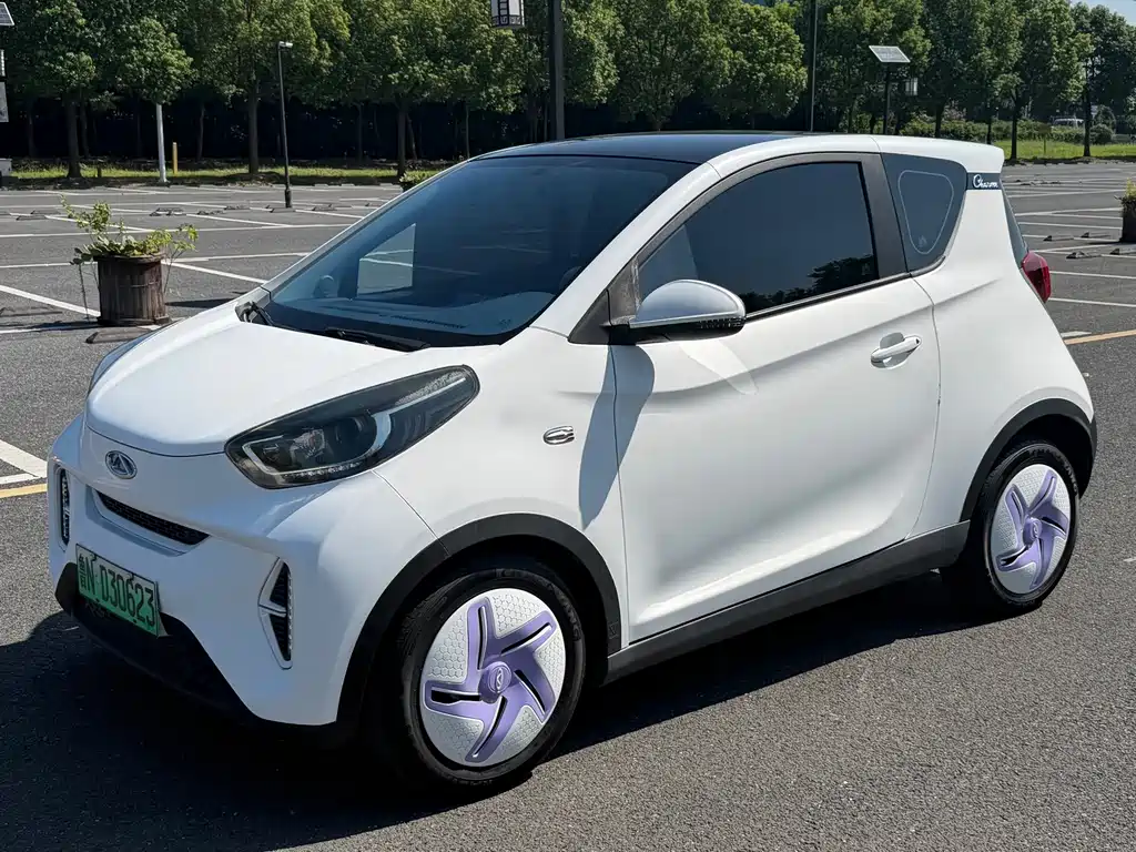 Chery Little Ant