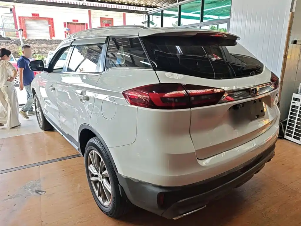 Geely Boyue — миниатюра 5