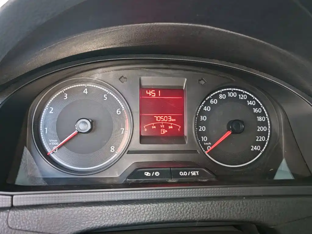 Volkswagen Santana — миниатюра 12