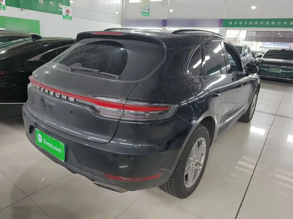 Porsche Macan — миниатюра 7