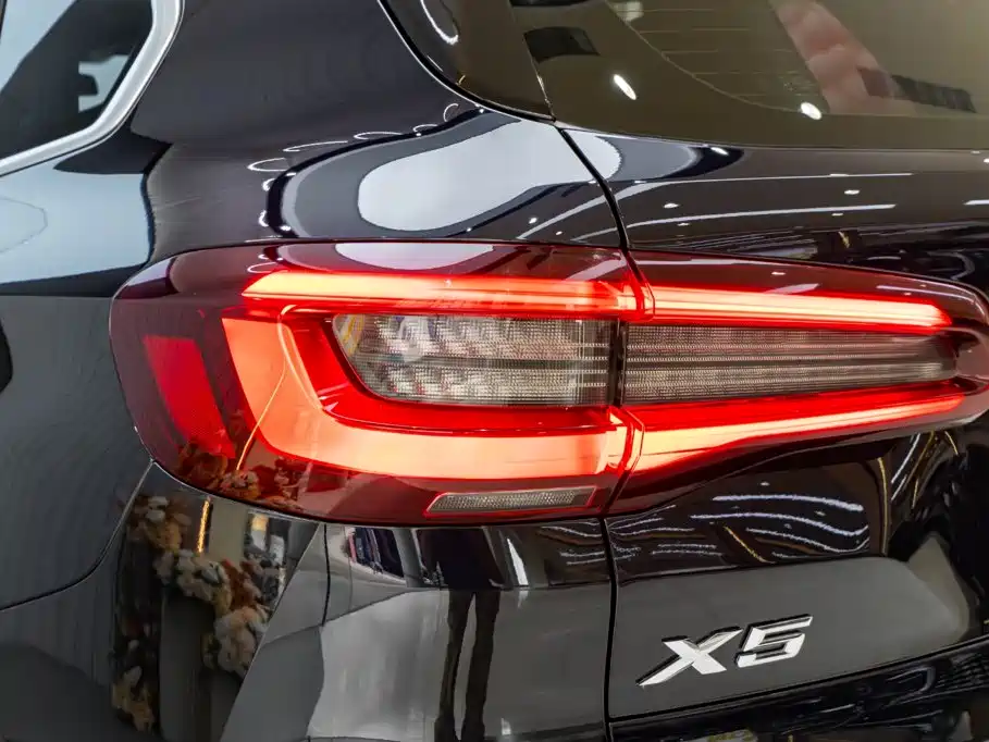 BMW X5 — миниатюра 9
