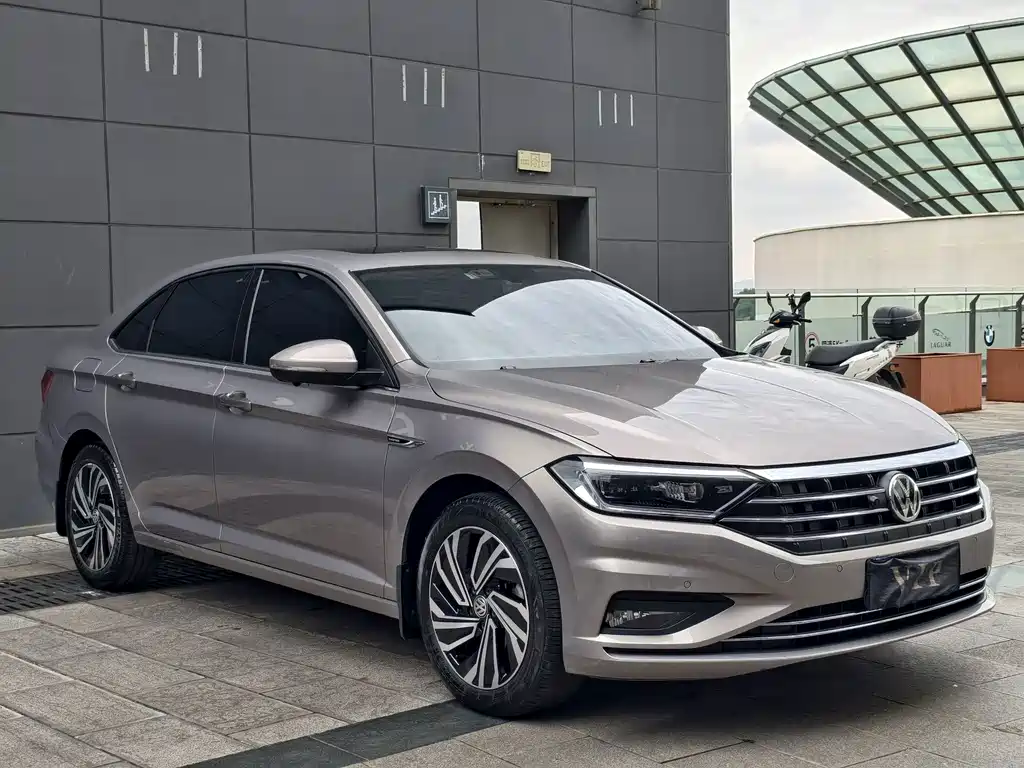 Volkswagen Sagitar — миниатюра 3