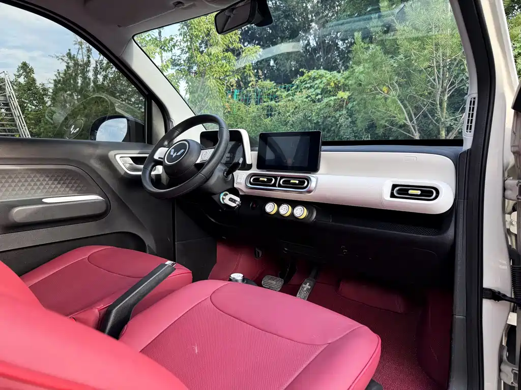 Wuling MINIEV — миниатюра 15