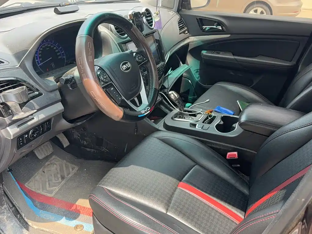 BYD S7 — миниатюра 10