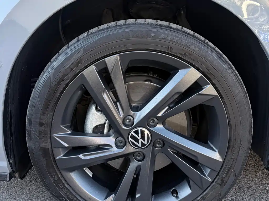 Volkswagen Golf — миниатюра 16