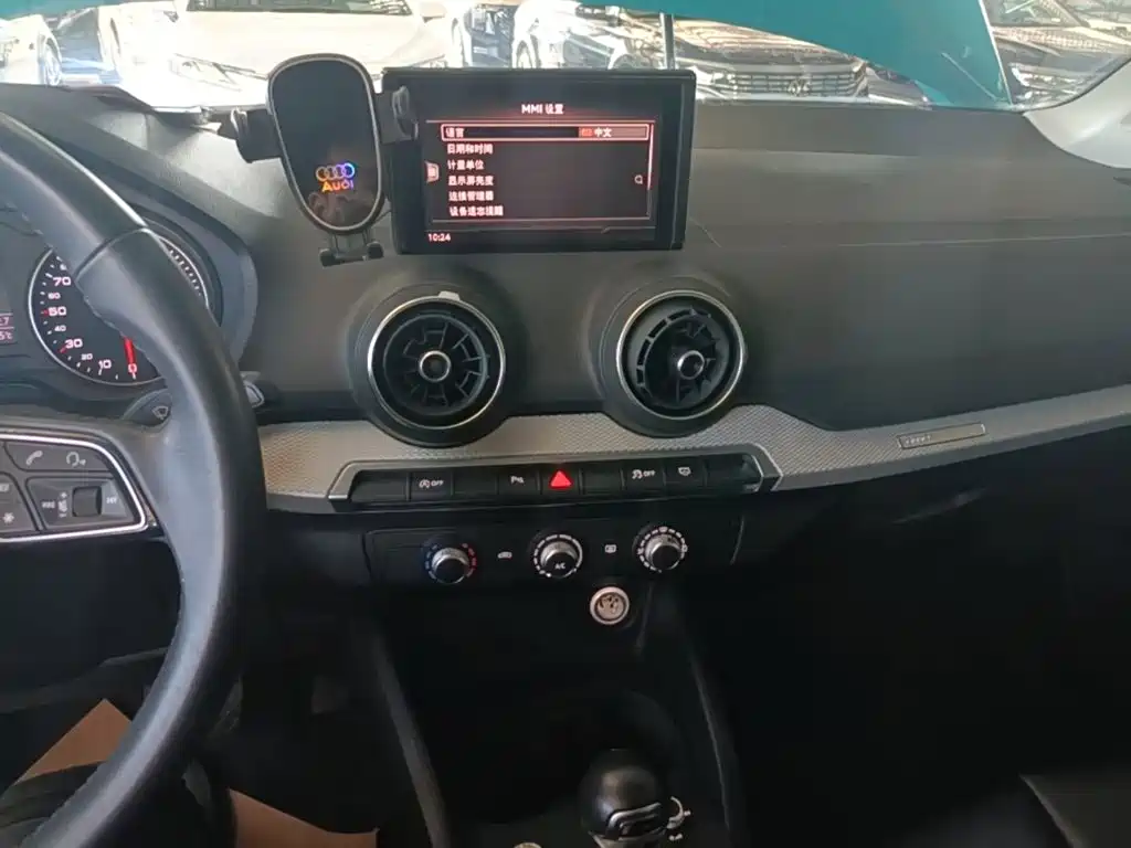Audi Q2L — миниатюра 13