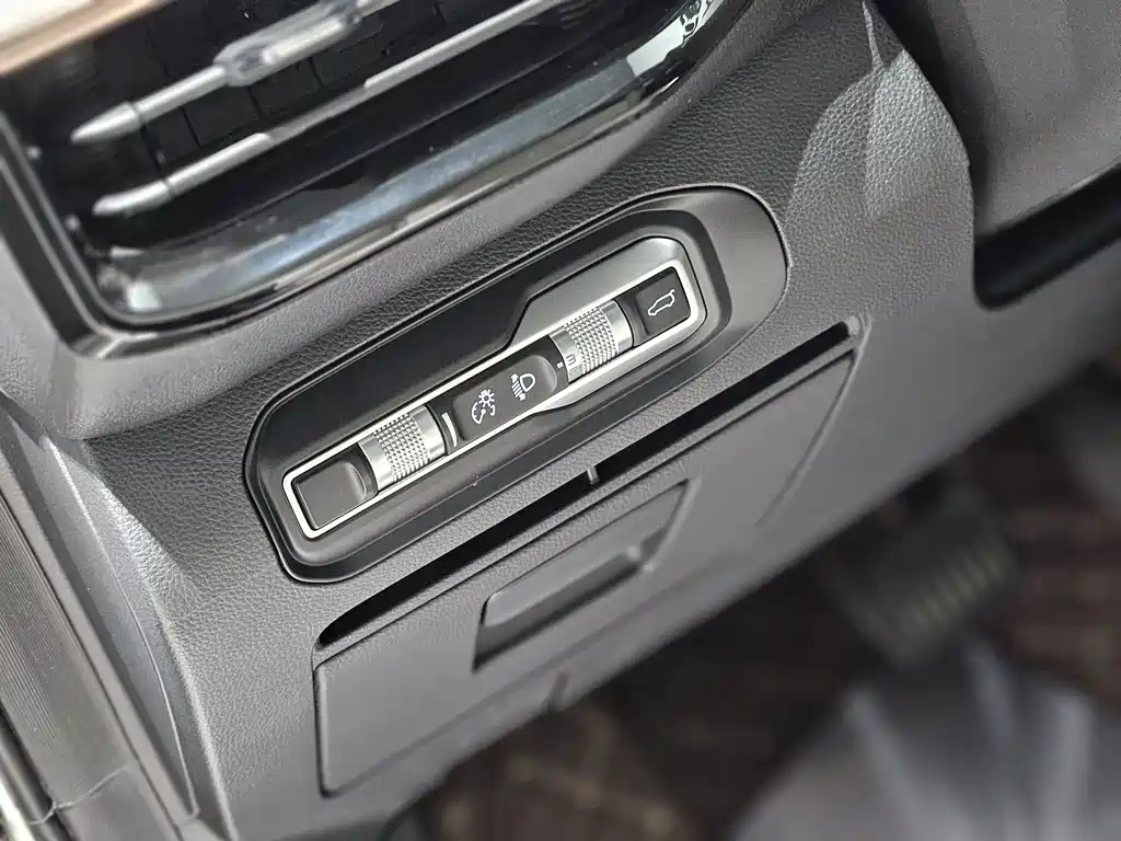 RUILAN AUTOMOBILE RUILAN 9