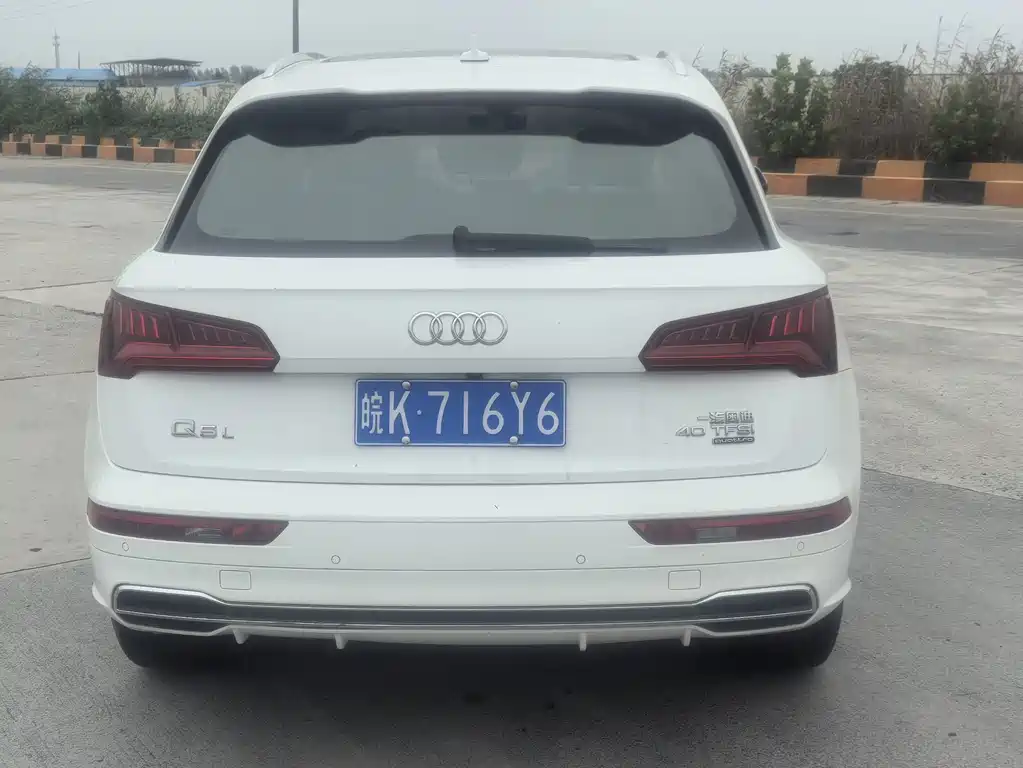 Audi Q5L — миниатюра 4