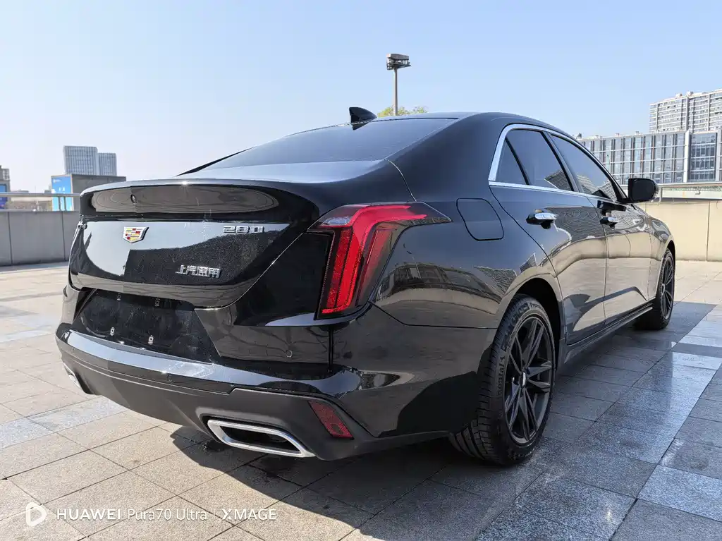 CADILLAC CT4