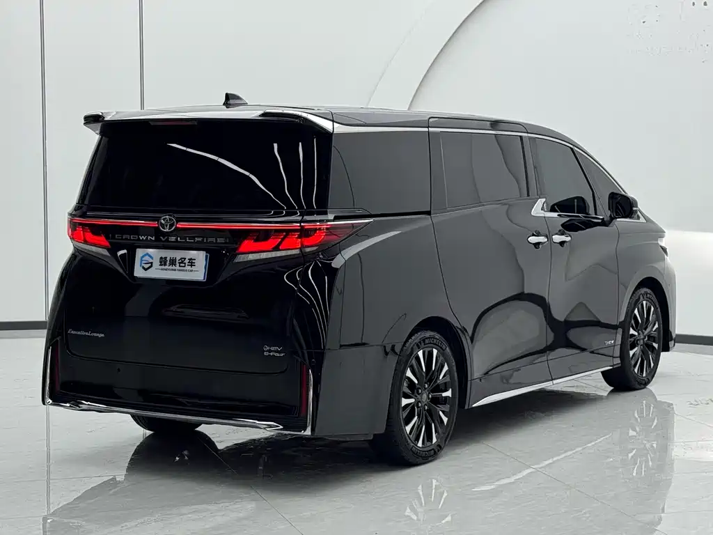 Toyota Vellfire — миниатюра 29