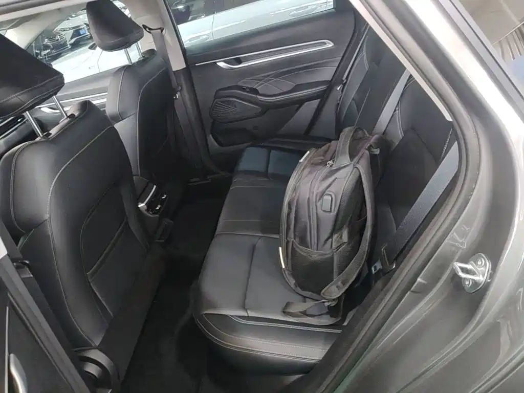 Geely Emgrand — миниатюра 17