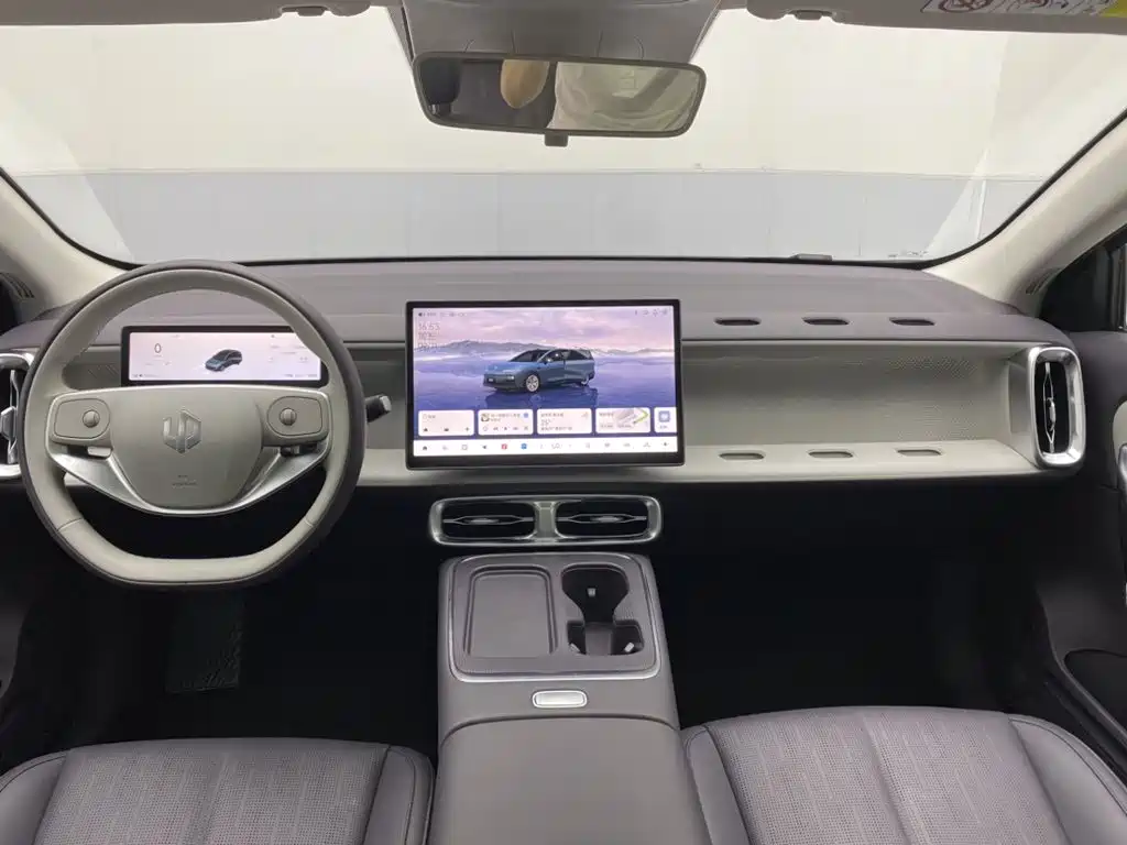 Leapmotor Leapmotor B01 — миниатюра 13