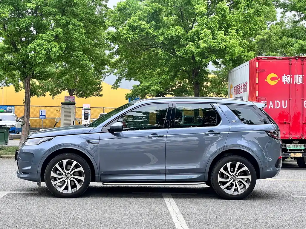 Land Rover Discovery Sport — миниатюра 4