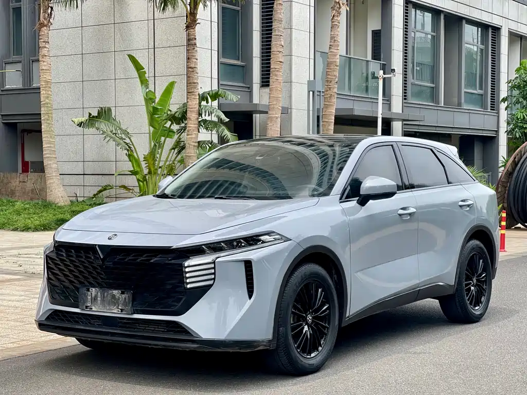 Venucia V 2023