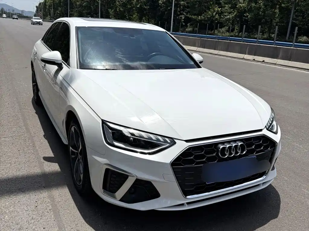 Audi A4L 2022 40 TFSI Fashion