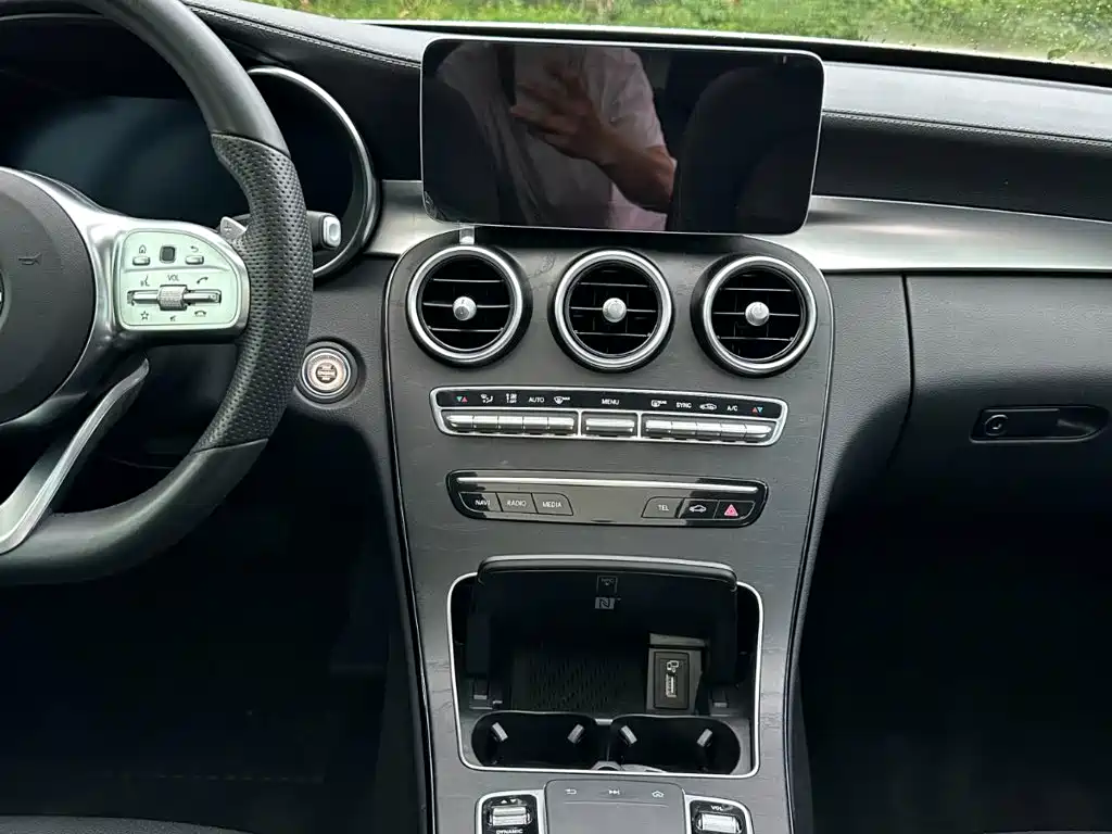 Mercedes-Benz C-Class — миниатюра 20