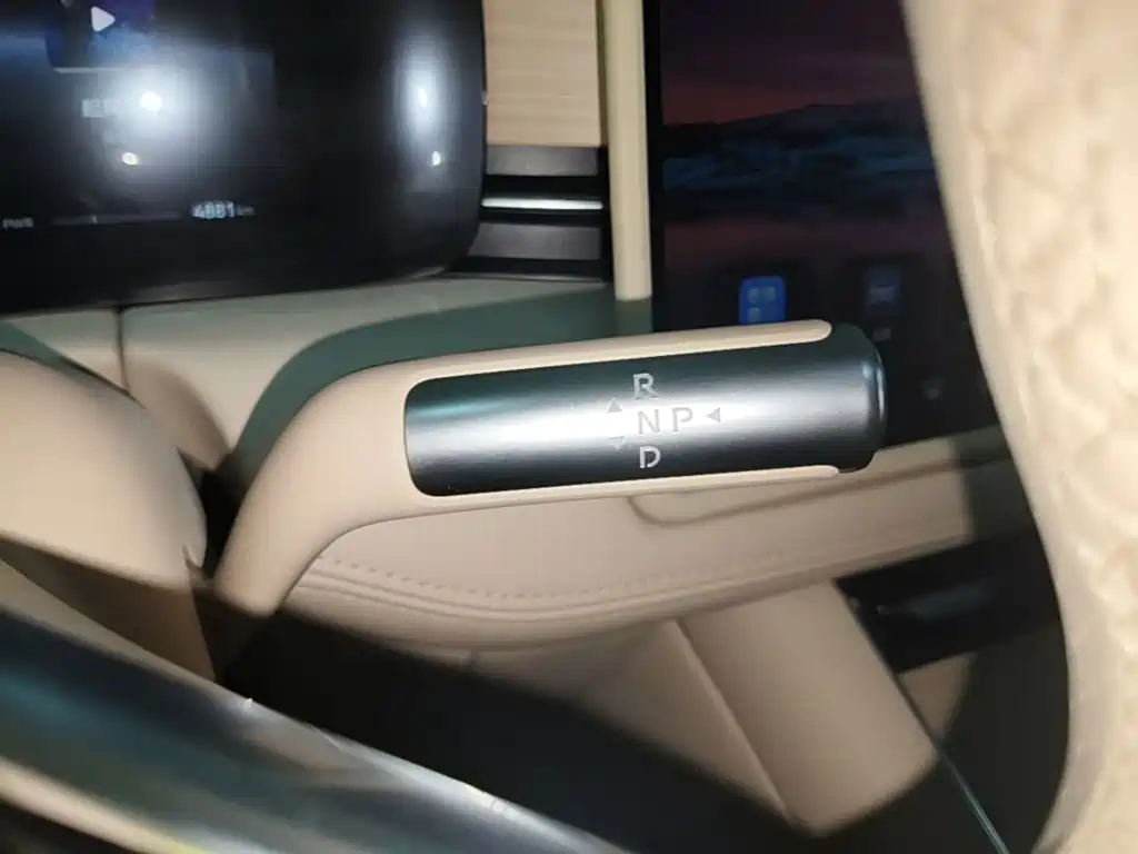 AITO AITO M5 — миниатюра 14