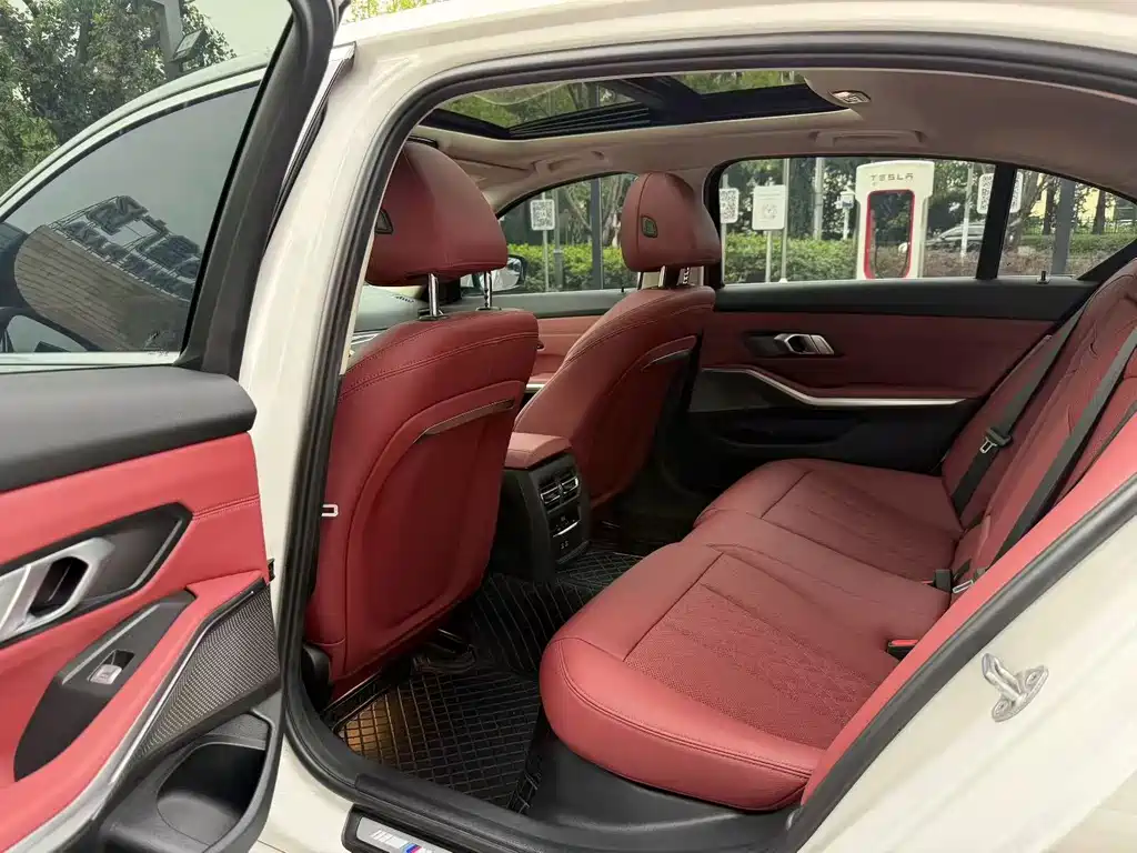 BMW 3 Series — миниатюра 6