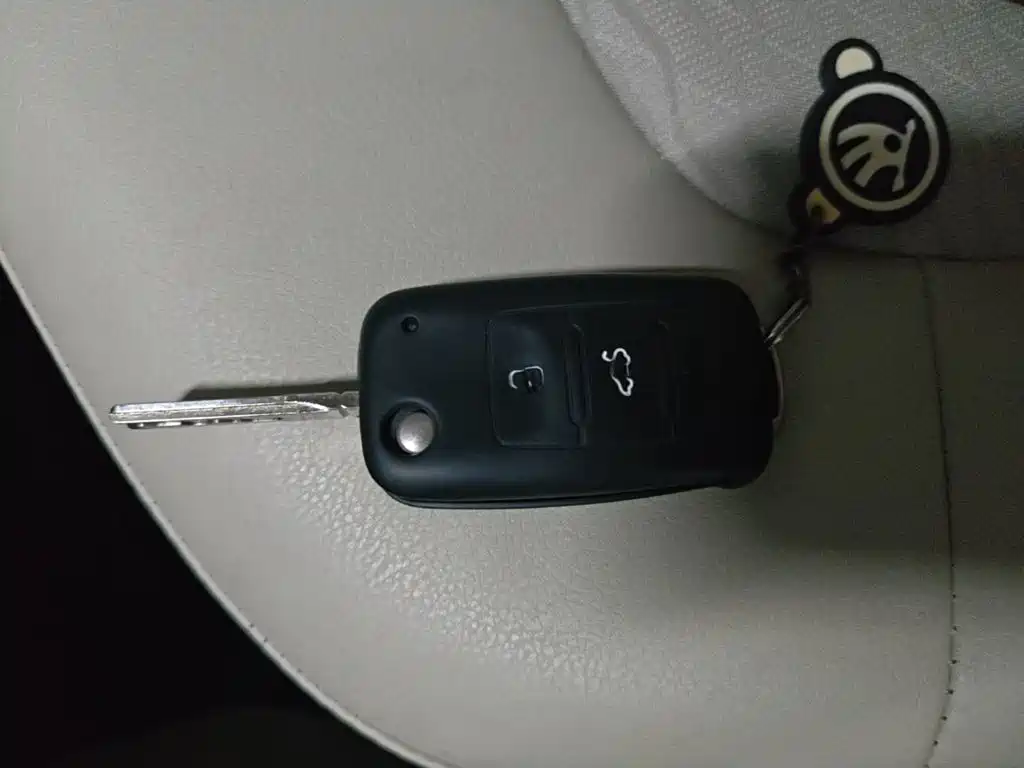 Skoda Rapid — миниатюра 9