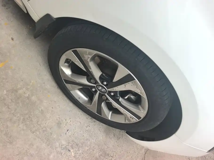 Hyundai Fista — миниатюра 6