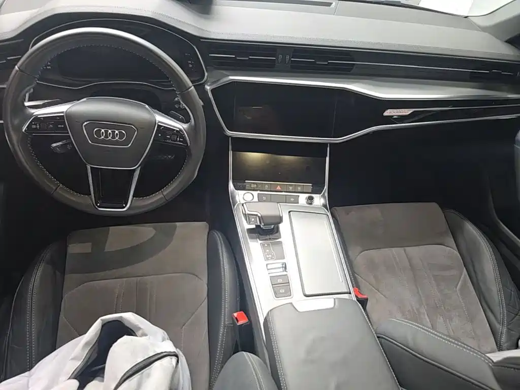 Audi A6L 2020 45 TFSI quattro