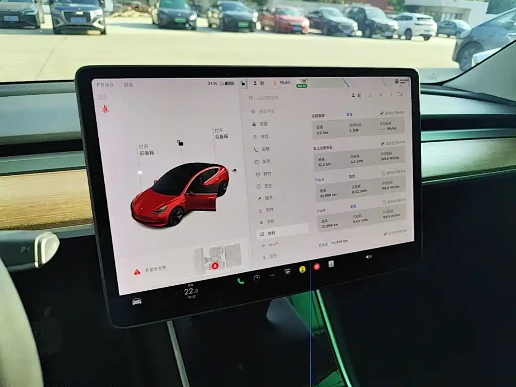 Tesla Model 3 — миниатюра 13