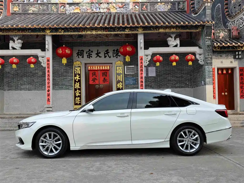 Honda Accord 260TURBO Luxury Edition, фото 10