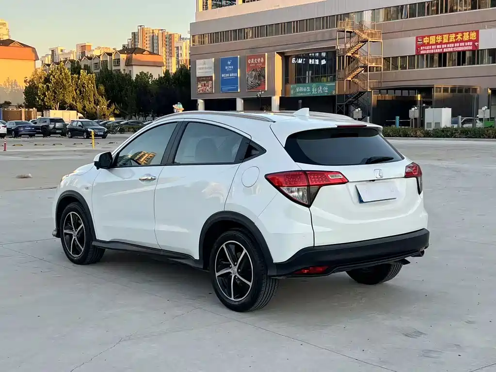 Honda Vezel — миниатюра 6