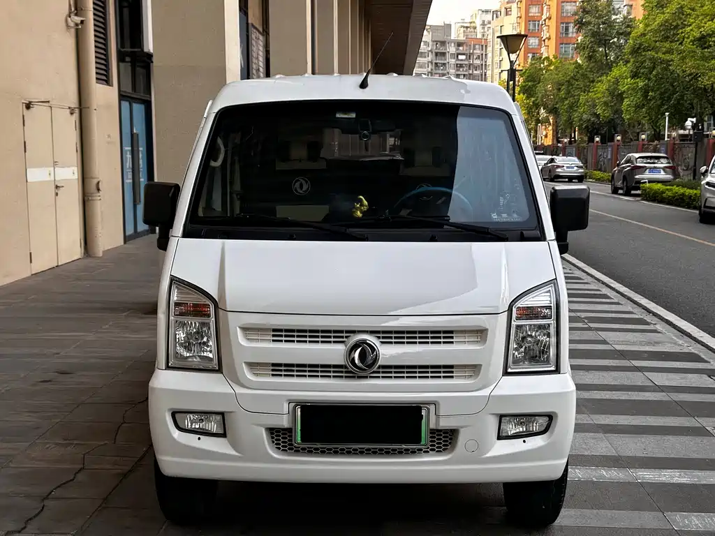 Dfsk EC36 2018