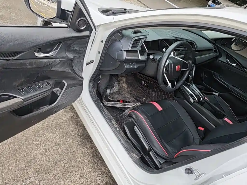 Honda Civic — миниатюра 16