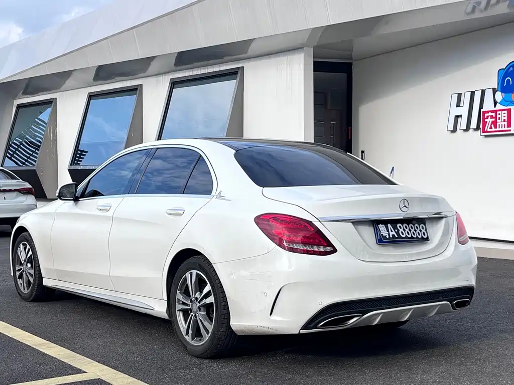 Mercedes-Benz C-Class — миниатюра 19
