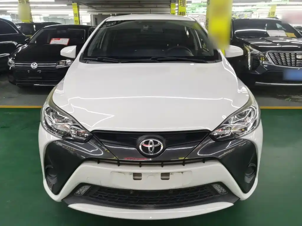 Toyota Yaris L — миниатюра 3
