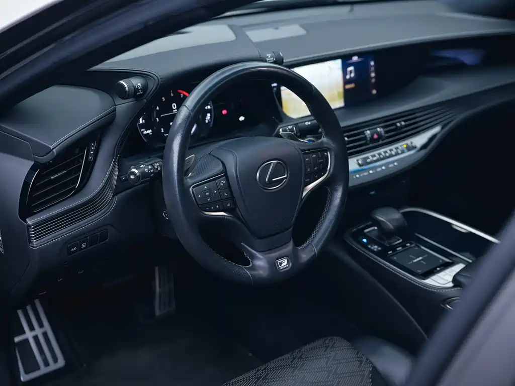 Lexus LS — фотографии объявления, Фото 11