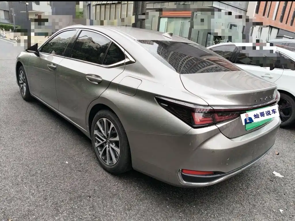Lexus ES 2025 200 Premium