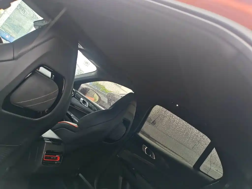 Lynk & Co 02 Hatchback — миниатюра 14