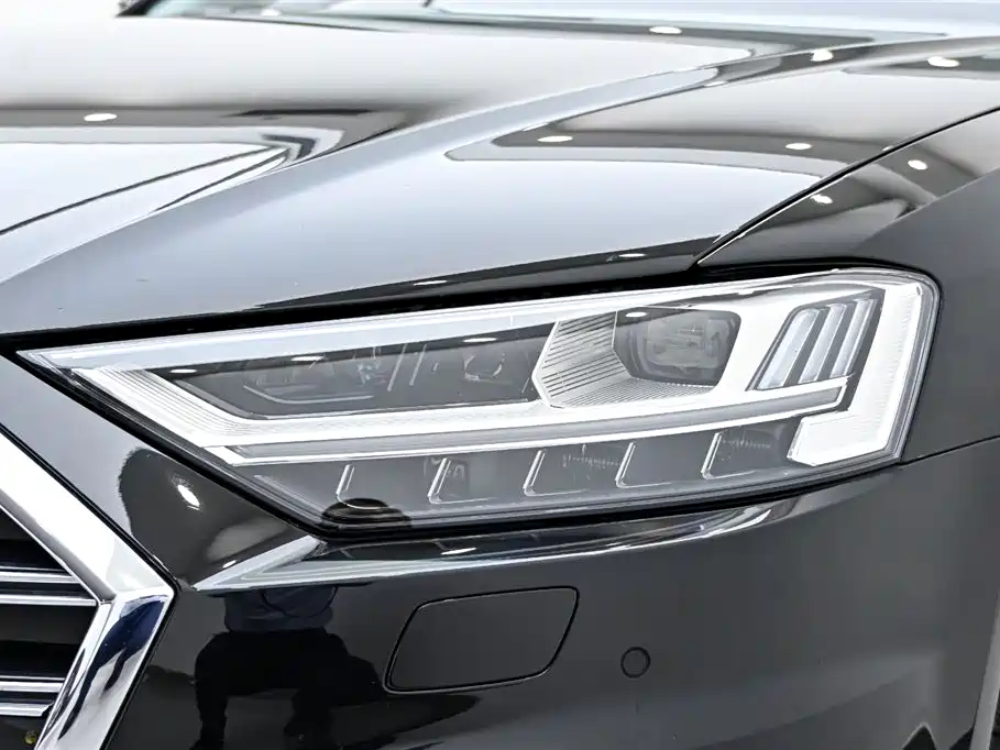 Audi A8 2022 A8L 60 TFSIe quattro