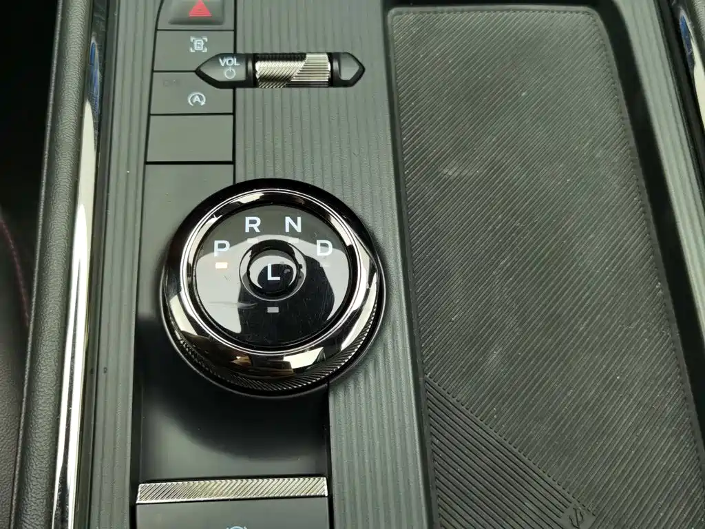 Ford Mondeo — миниатюра 13