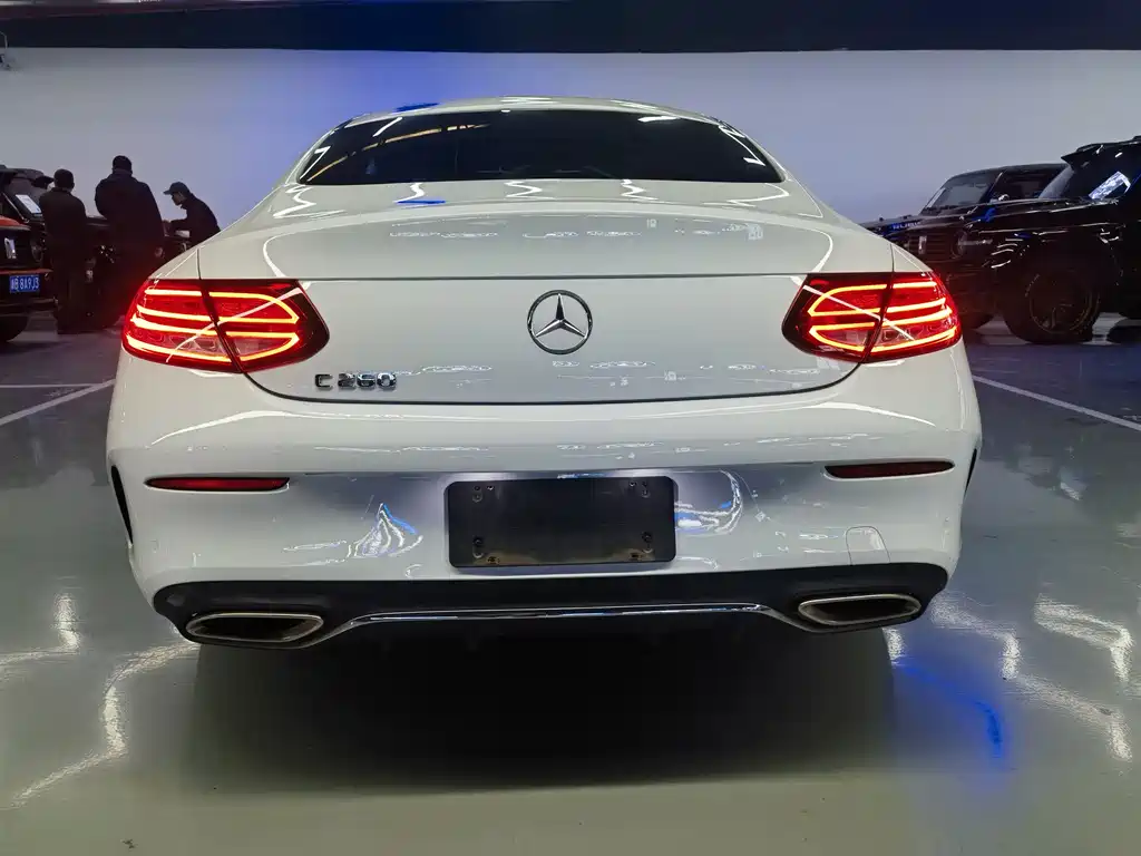 MERCEDES-BENZ C CLASS