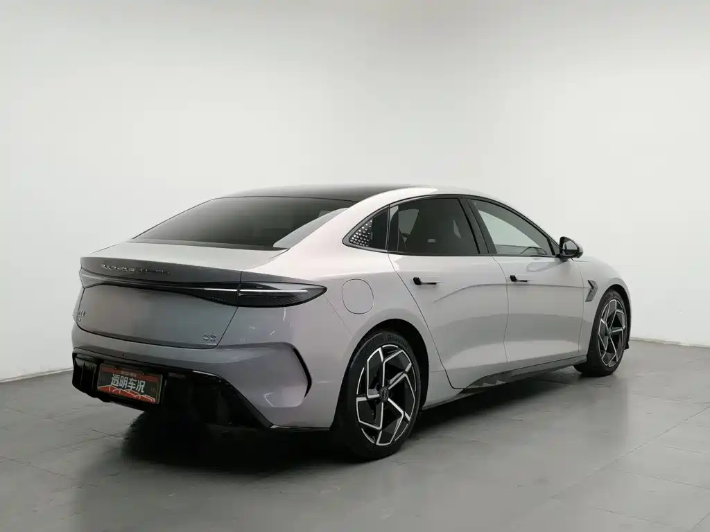 BYD Seal — миниатюра 2