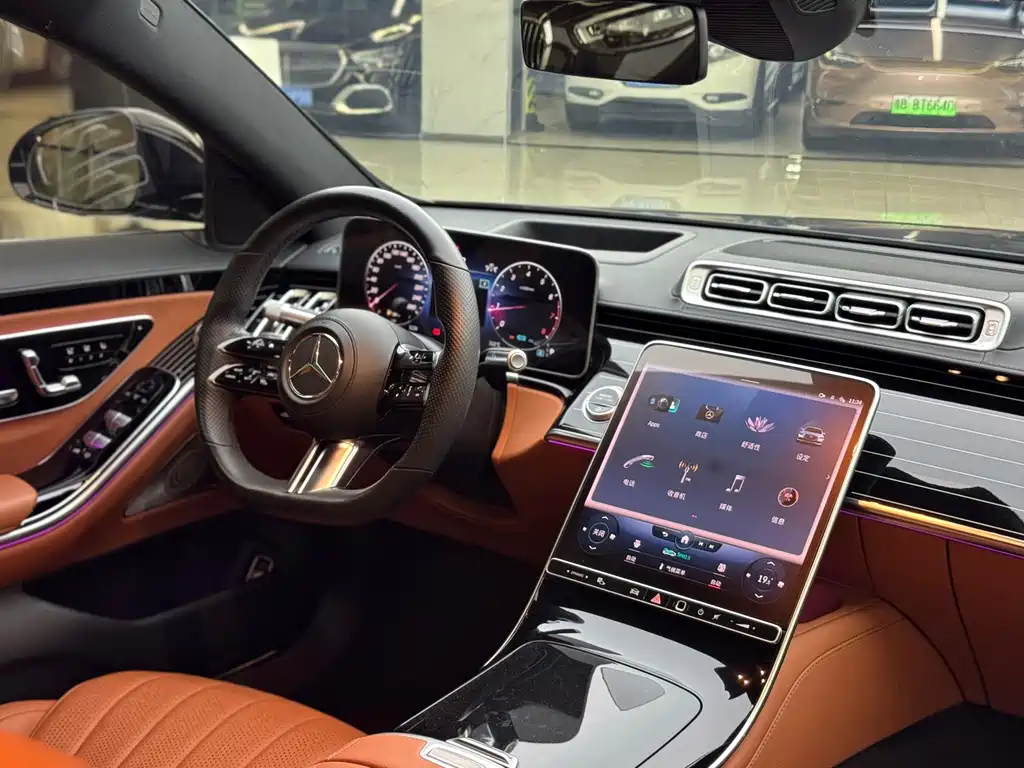 Mercedes-Benz S-Class — миниатюра 6
